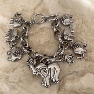 Chunky Oval Link Silver Tone Elephant Toggle Charm Bracelet